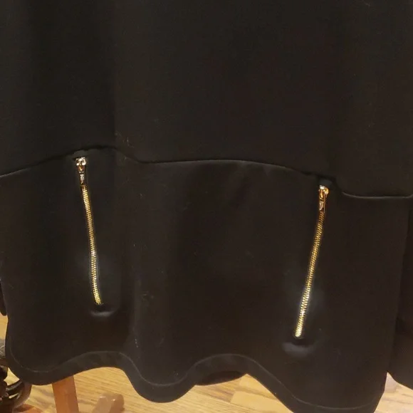 Nwt Elie Tahari 1x Black Pullover with Zipper Accents - Picture 9 of 9
